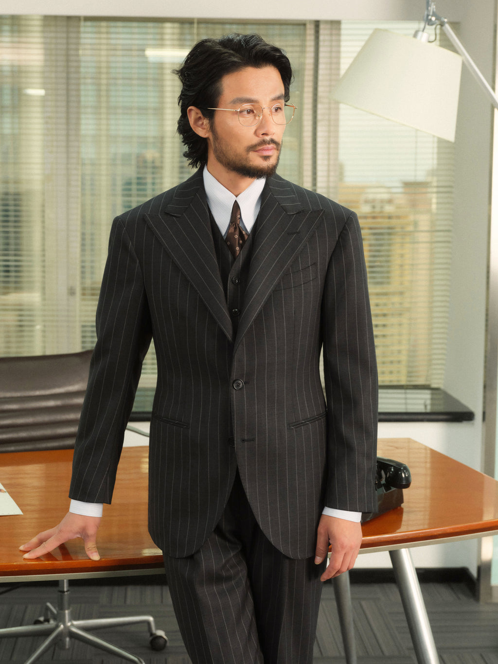 Men's Striped Half-Canvassed Business Suit (60s 70% Australian Wool)