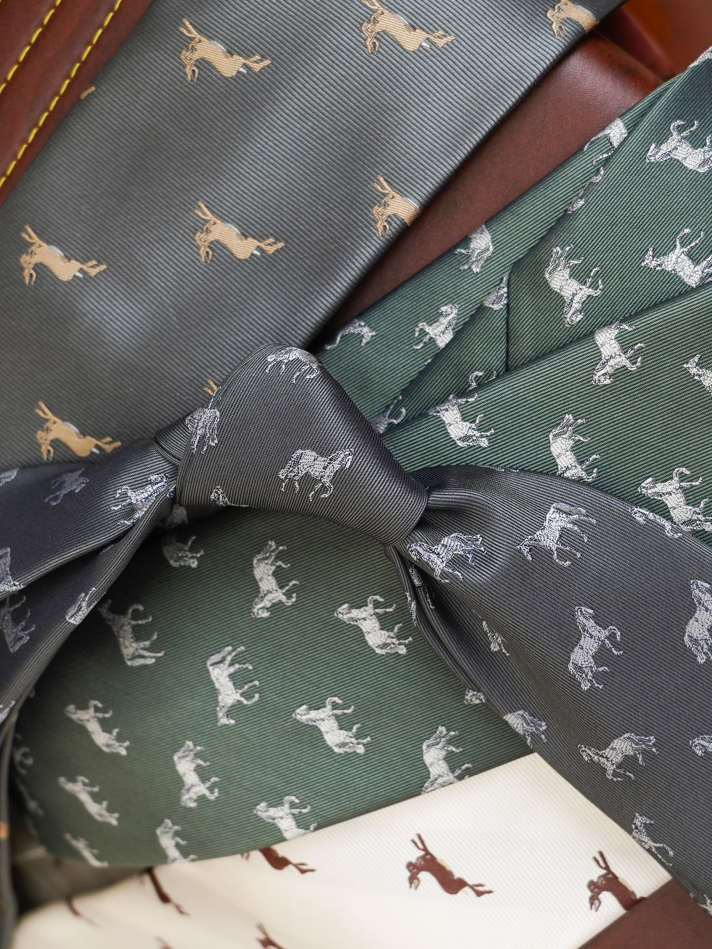 CULTUM Vintage Casual Full-Lined 8CM Animal Print Tie