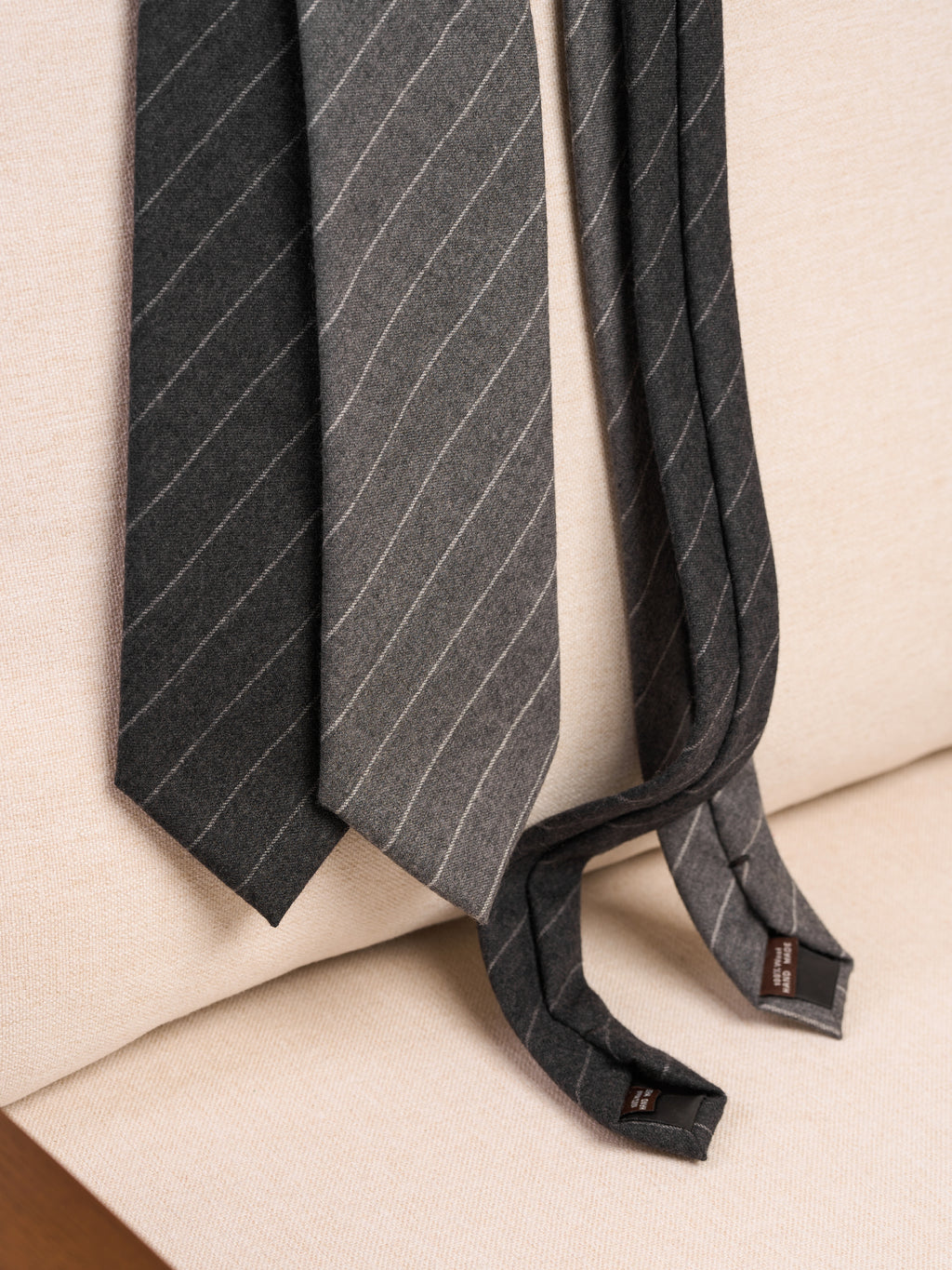 Classic 8CM All-Wool Handmade Tie for Men