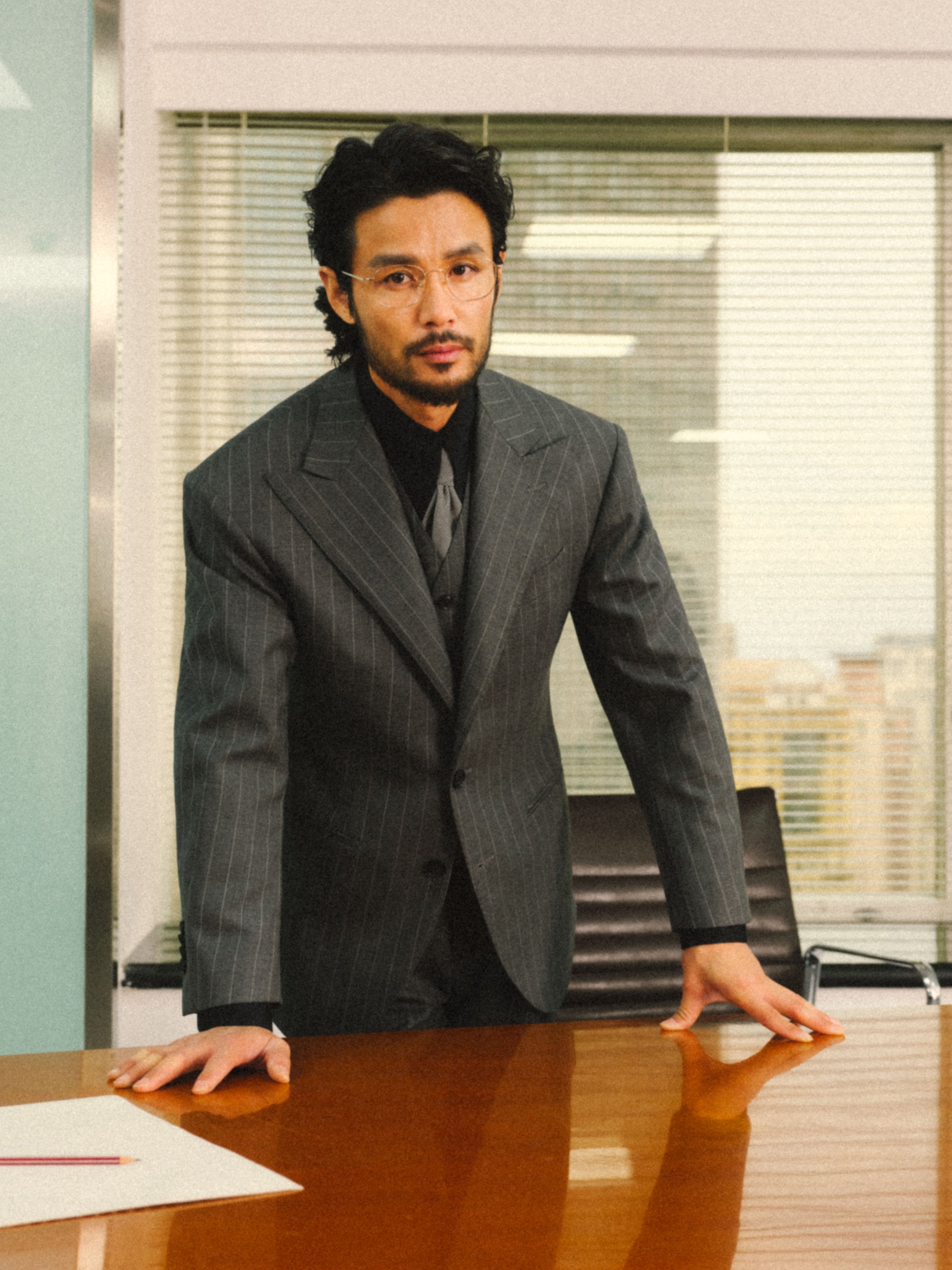 Men's Striped Half-Canvassed Business Suit (60s 70% Australian Wool)