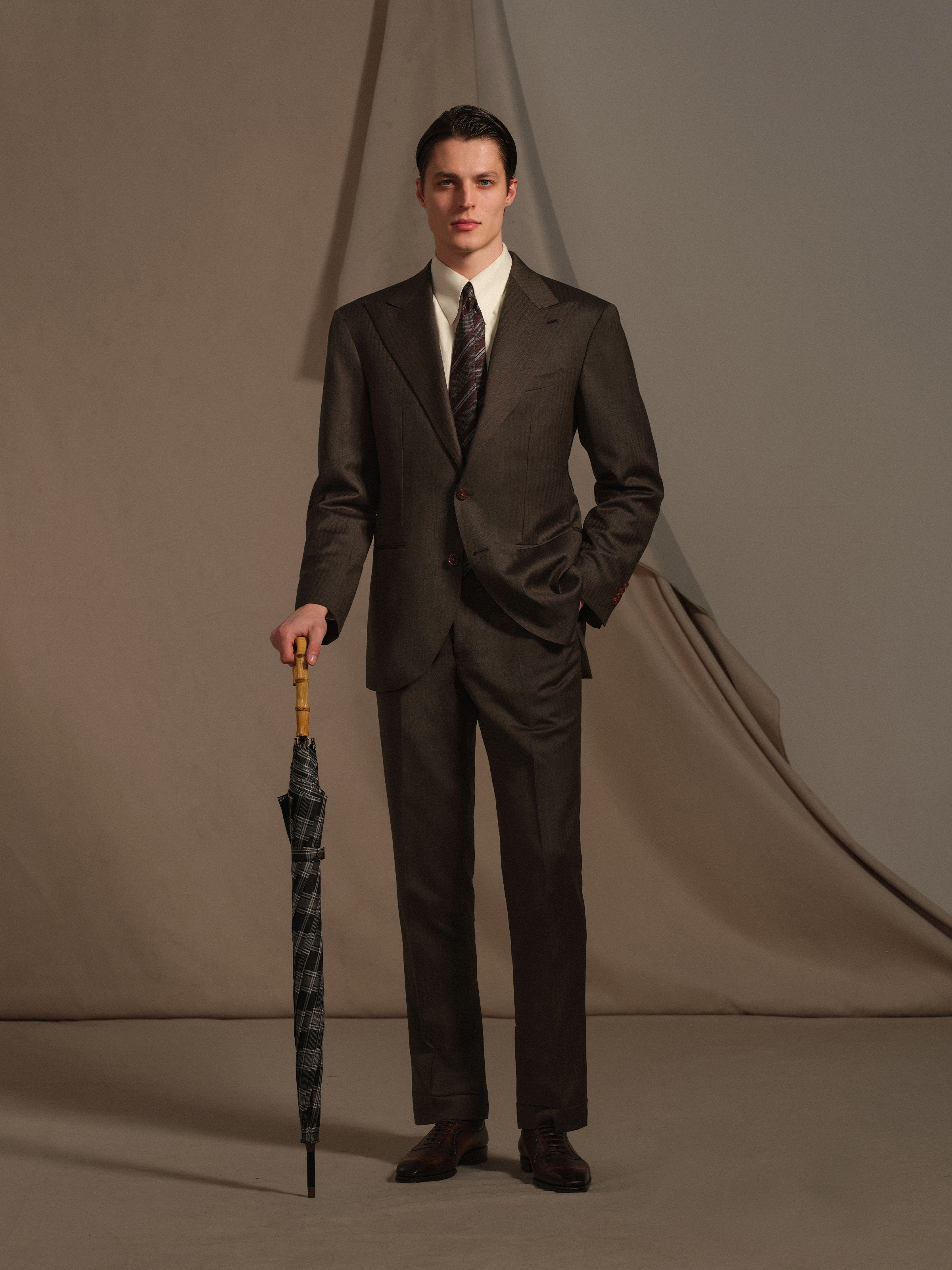 Men's High-Quality 120S Merino Wool Herringbone Suit