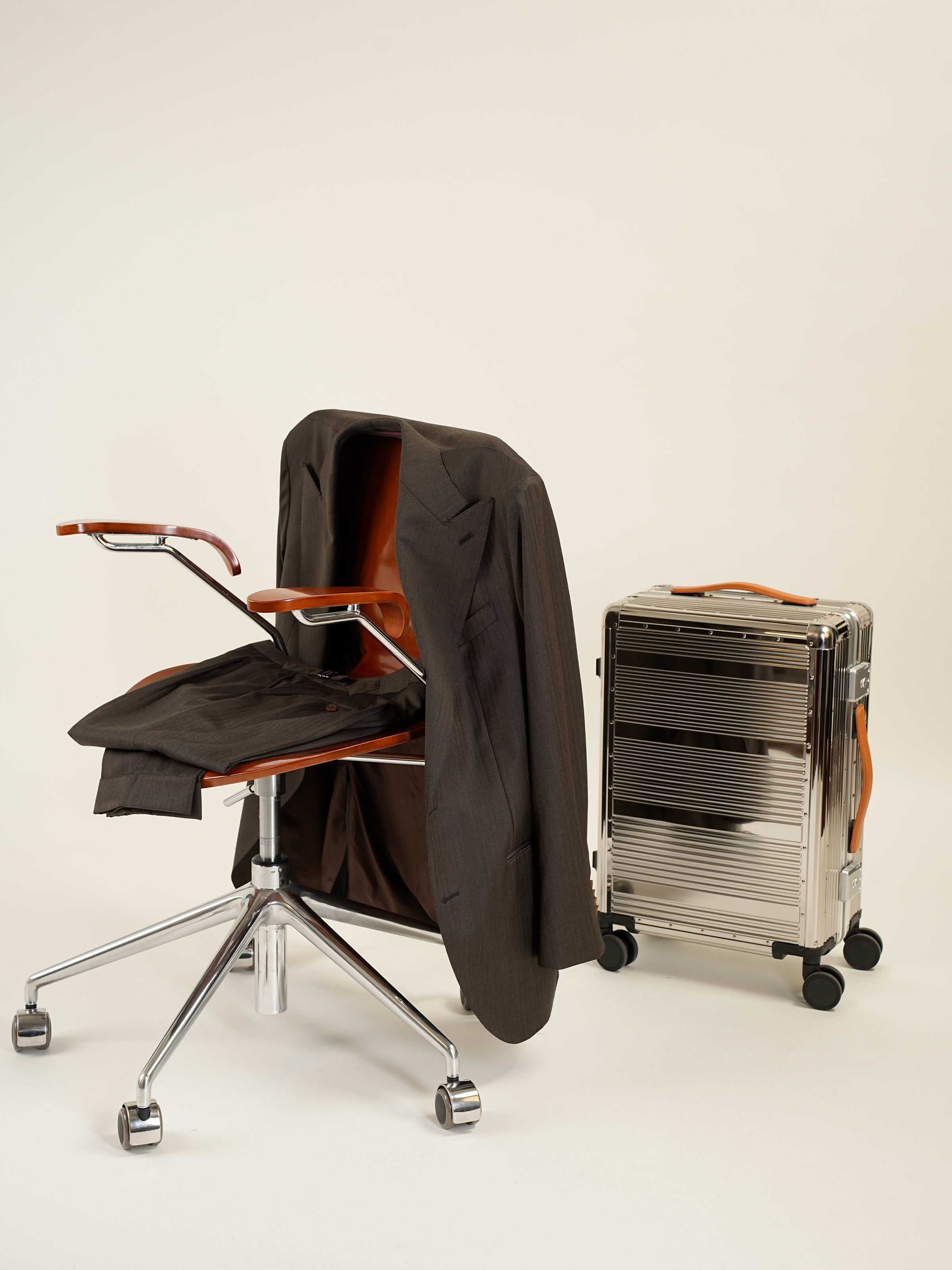 Men's High-Quality 120S Merino Wool Herringbone Suit