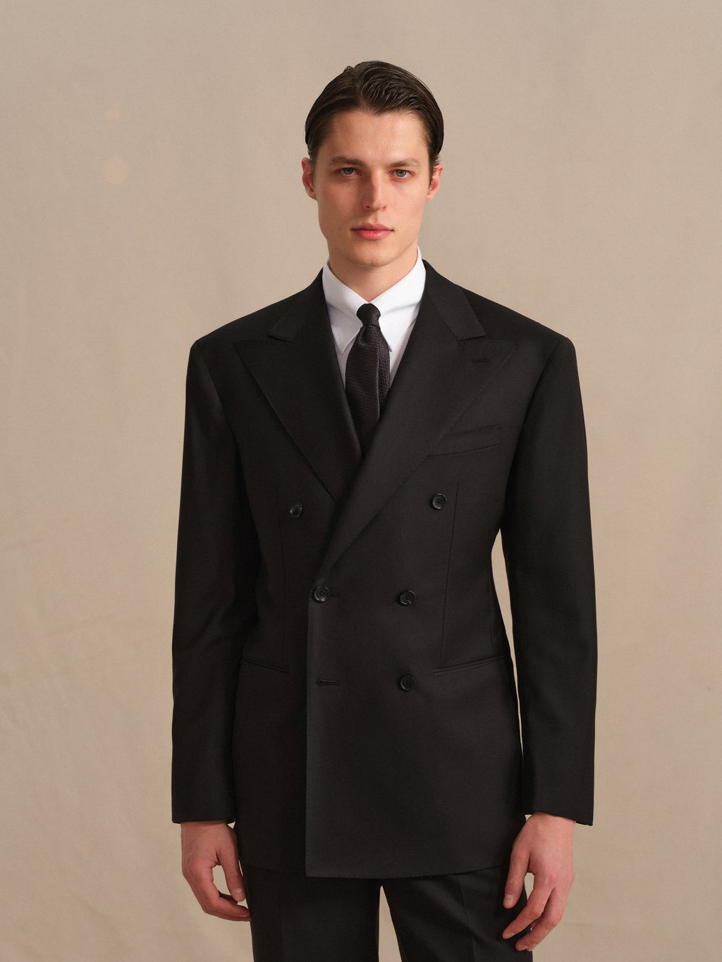 Men's 130S Italian Virgin Wool Double-Breasted Suit